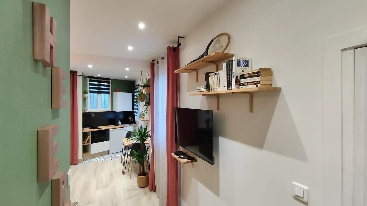 Appartement Studio De Charme Climatise Gare Riquier à Nice
